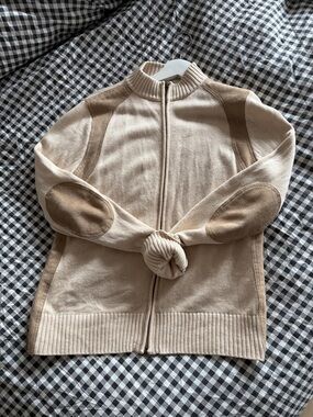SILK/CASHMERE/COTON Women’s Cream Zip-Front Sweater with Tan Elbow Patches